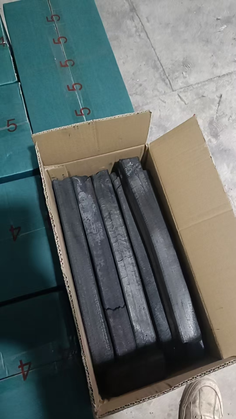 烧烤炭，高温竹炭基地直供量大从优一手货源联系