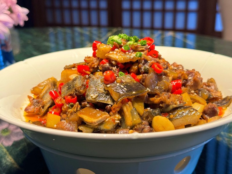甲鱼裙边