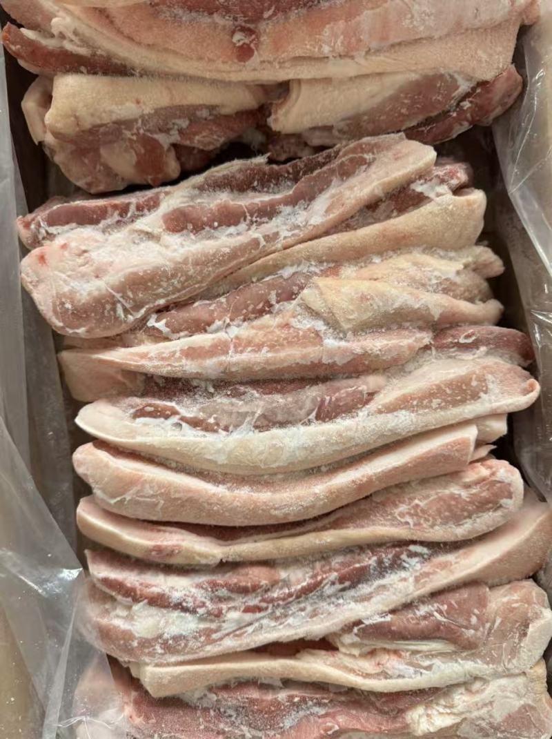 带皮后五花肉条