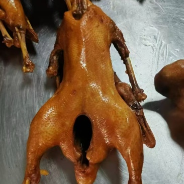 卤鹅