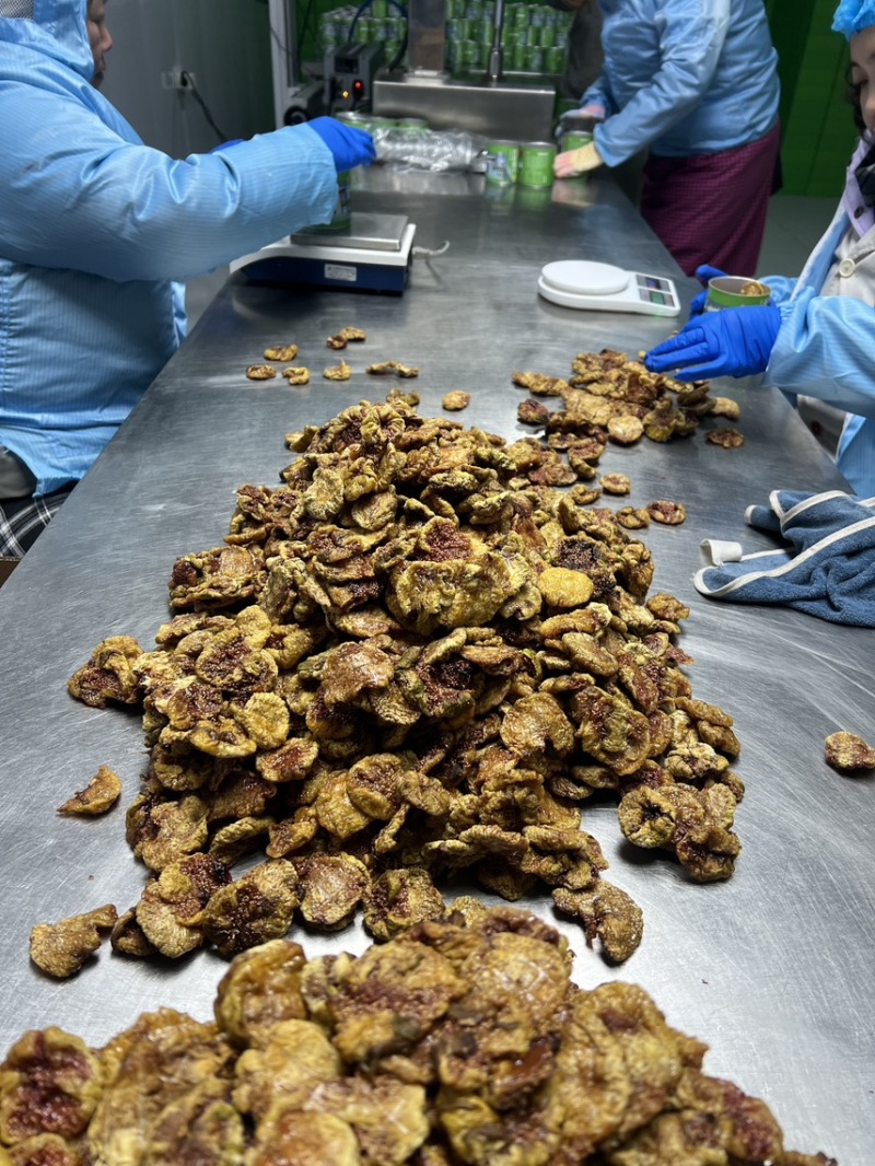 威海青皮无花果饼无花果干整个无花果扒皮烘干