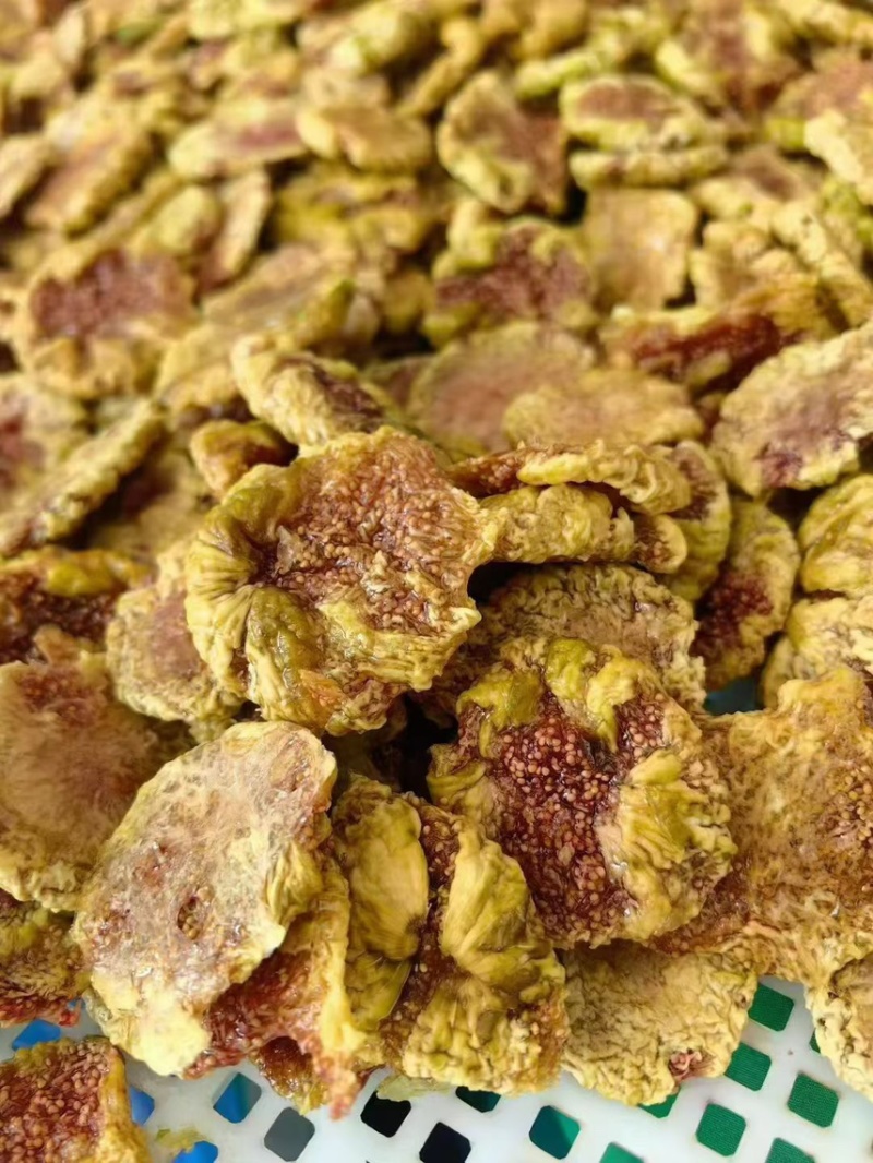 威海青皮无花果饼无花果干整个无花果扒皮烘干