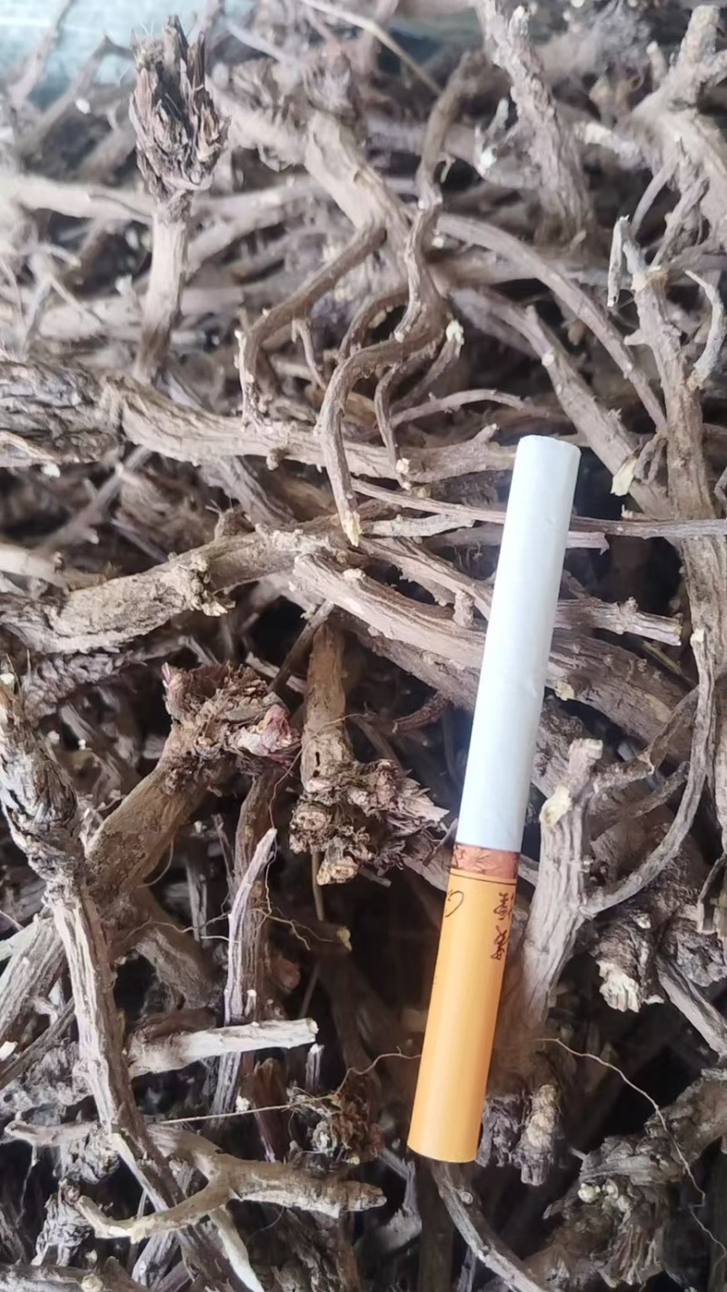 柴胡黑柴胡干黑柴胡一手货源量大从优欢迎咨询