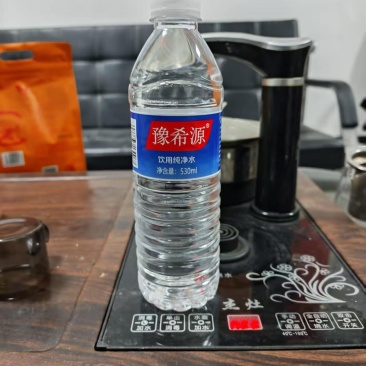 矿泉水朔包1包*24瓶厂家发货