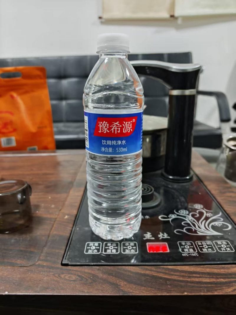 矿泉水朔包1包*24瓶厂家发货