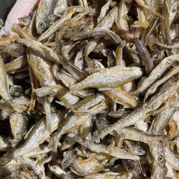 鱼干即食鱼干地摊电商批发香酥小河鱼干有盐油炸鱼干鱼