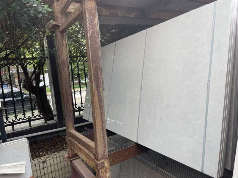 600*1200通体全瓷砖次品砖