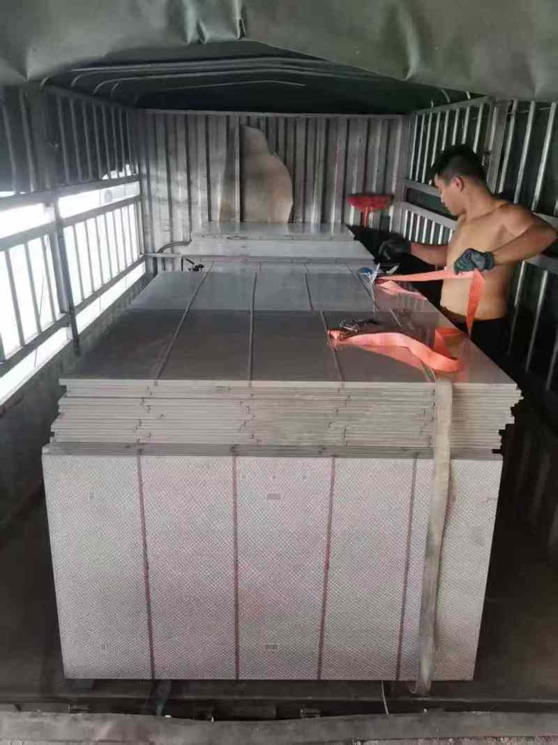 750*1500通体全瓷次品砖