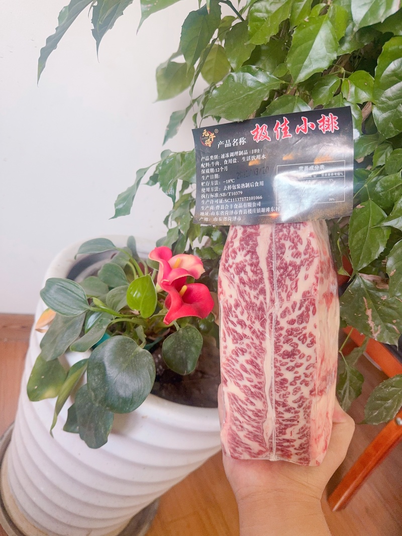 美式**牛小排！大理石花纹，纯干原切，口感香嫩