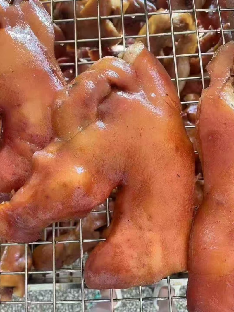 【猪头肉】全熟（带拱嘴头皮)源头工厂生产一件也是批发价
