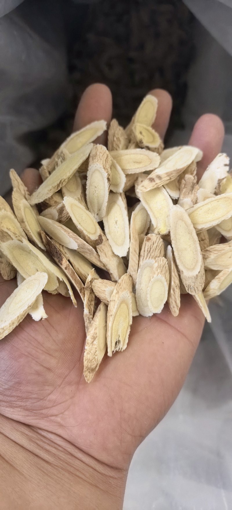 岷县原产地黄芪白条切片0.8-1.2有现货