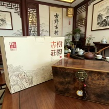 茶叶，云南农村自家生产的各种茶叶，绿茶和红茶较多一些
