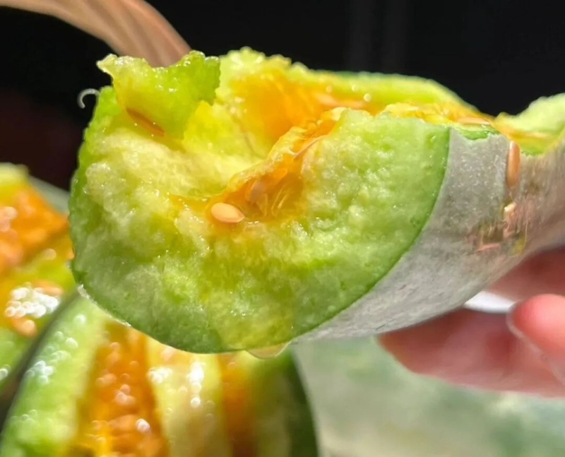 山东羊角蜜甜瓜个大饱满脆甜多汁【对接电商】商超仓储