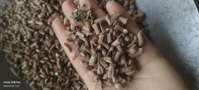 《怀牛膝》批发价格多种规格无硫磺纯干货实物拍摄干净
