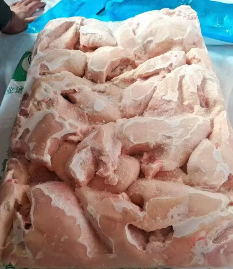 板冻鸡大胸，规格齐全，大厂货，证件齐全