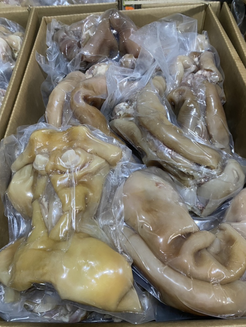 去骨熟牛蹄，都带大主筋，清水煮无任何添加，一首货源