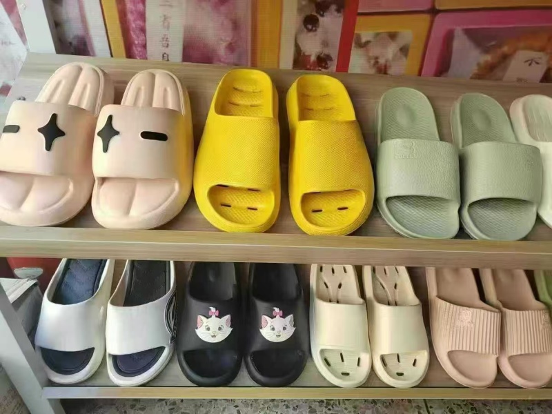浙江义乌凉拖鞋大量批发