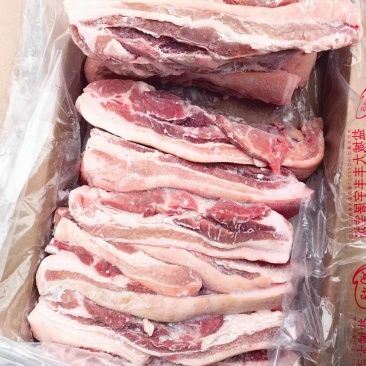 带皮后五花肉品质好纯五花