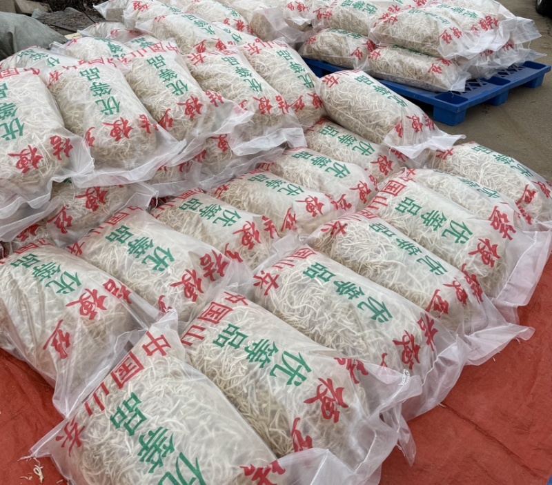 桔梗干丝，桔梗下脚料，丹参，水洗桔梗皮。