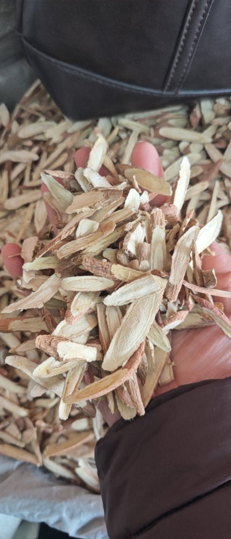 甘草甘肃甘草红皮甘草大货现货现发