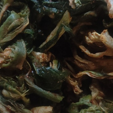 四川人自己手工制作的榨菜，传统做法，没有添加任何保鲜剂