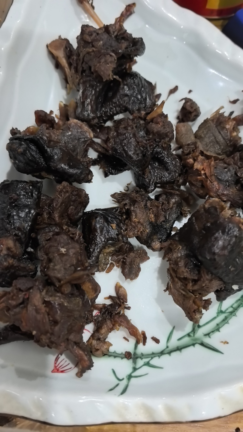 熟食，加热酱板龟肉