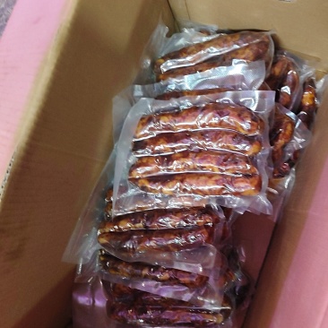 正宗四川特产腊肉腊肠！自制土猪肉！