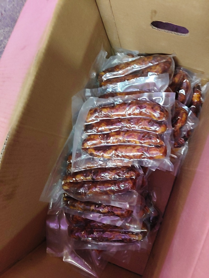 正宗四川特产腊肉腊肠！自制土猪肉！