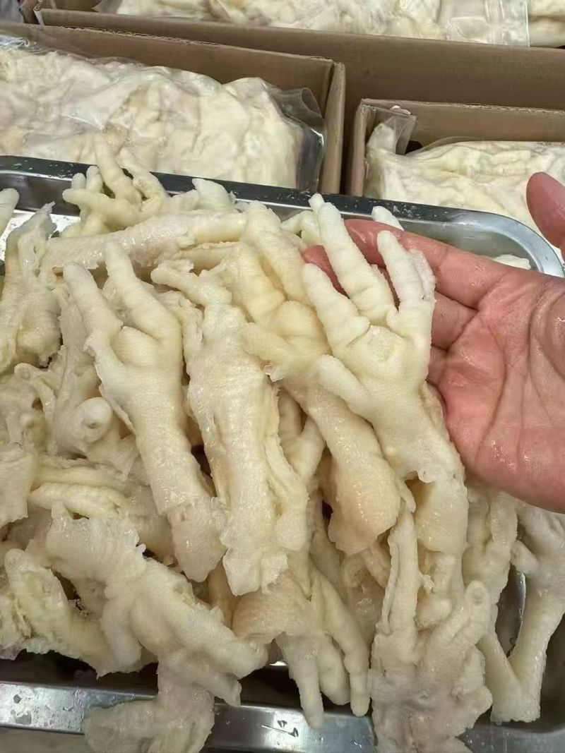 红油凉拌菜卤味熟食耳片拱嘴片郡肝片郡把肚片肚丝地摊厂家