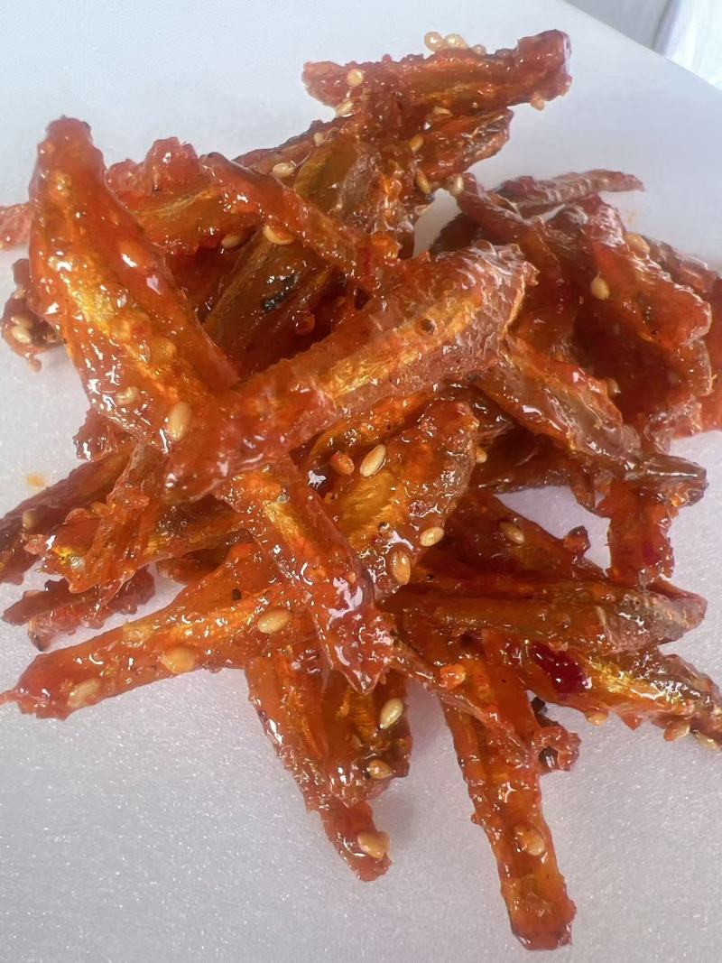 即食小鱼干地摊电商批发原味香辣小银鱼小河虾凤尾鱼鱿鱼丝鱼