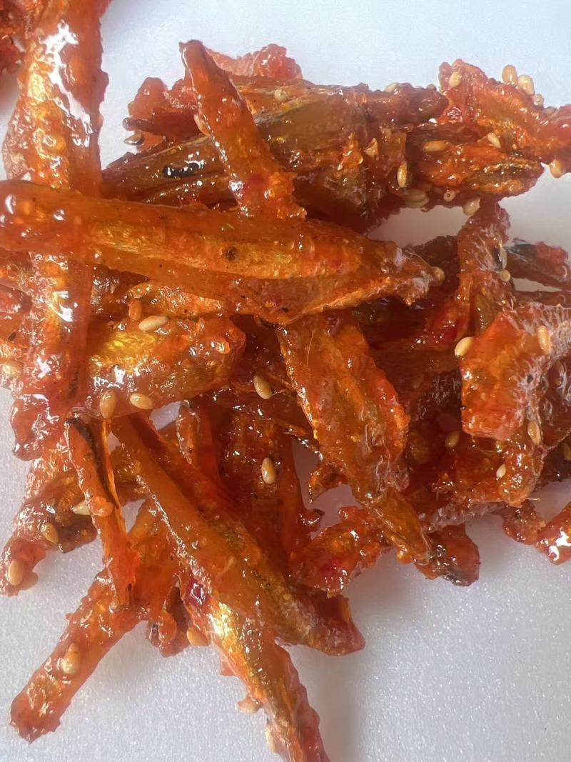 即食小鱼干地摊电商批发原味香辣小银鱼小河虾凤尾鱼鱿鱼丝鱼