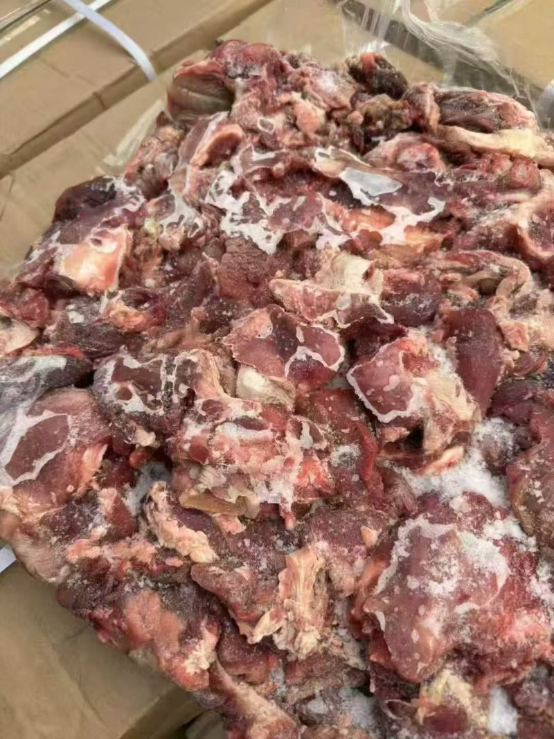 纯干牛碎肉，纯干货，没有毛，牛肉火锅牛肉面，炖炒都合适