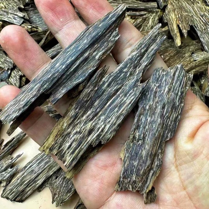 海南黑油格虫漏碎料