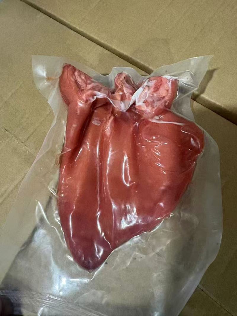 猪耳朵熟猪耳朵现卤现发新鲜直达厂家直销欢迎咨询