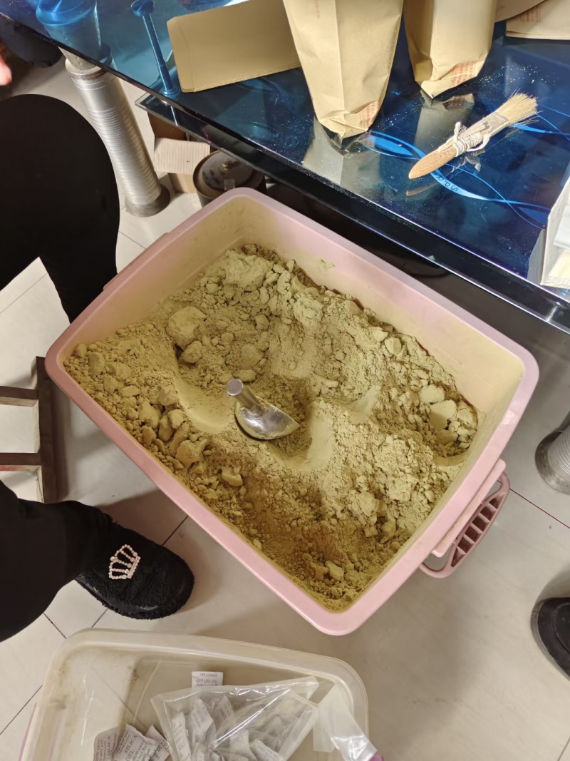 河北梨花粉，品种规格齐全，各种梨花粉，欢迎咨询合作