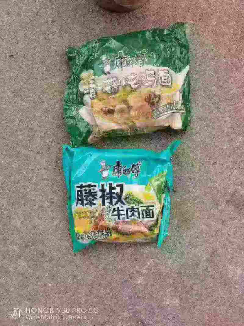 过期方便面
