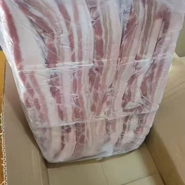 五花肉条10kg一件，新货，30吨临沂