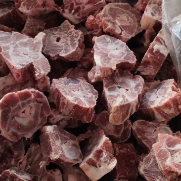 满肉羊蝎子