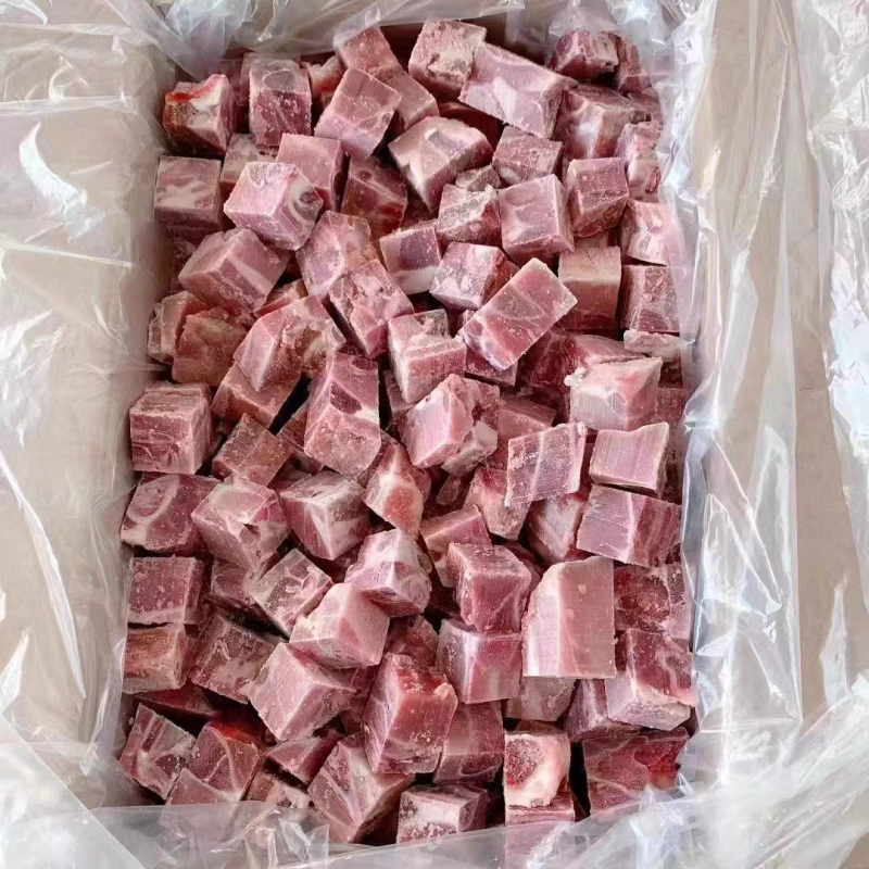 排骨块排骨粒，个头均匀，这是带肉率高的一款