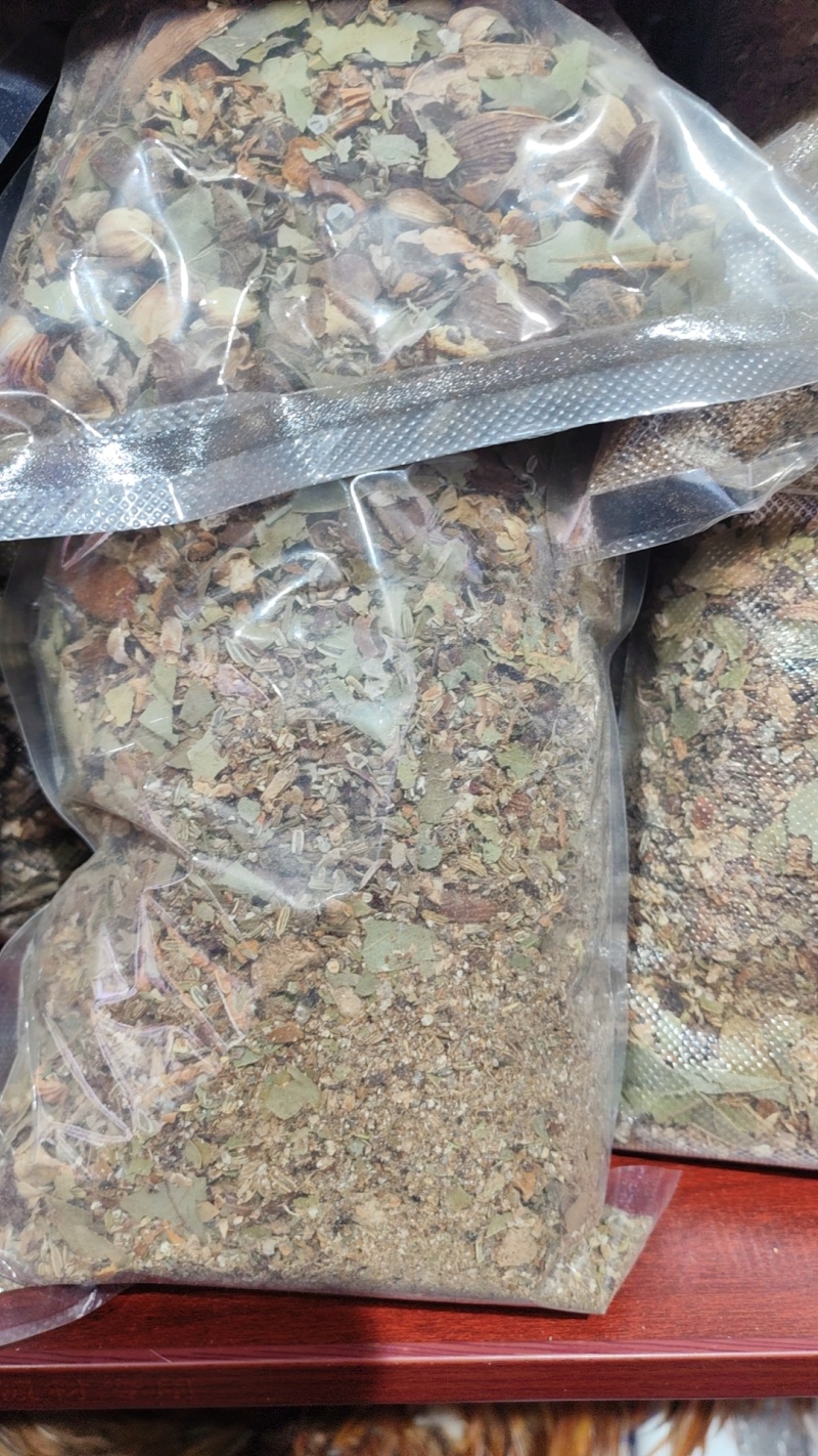 （五香酱香麻辣现捞）卤料包（卤菜专用）