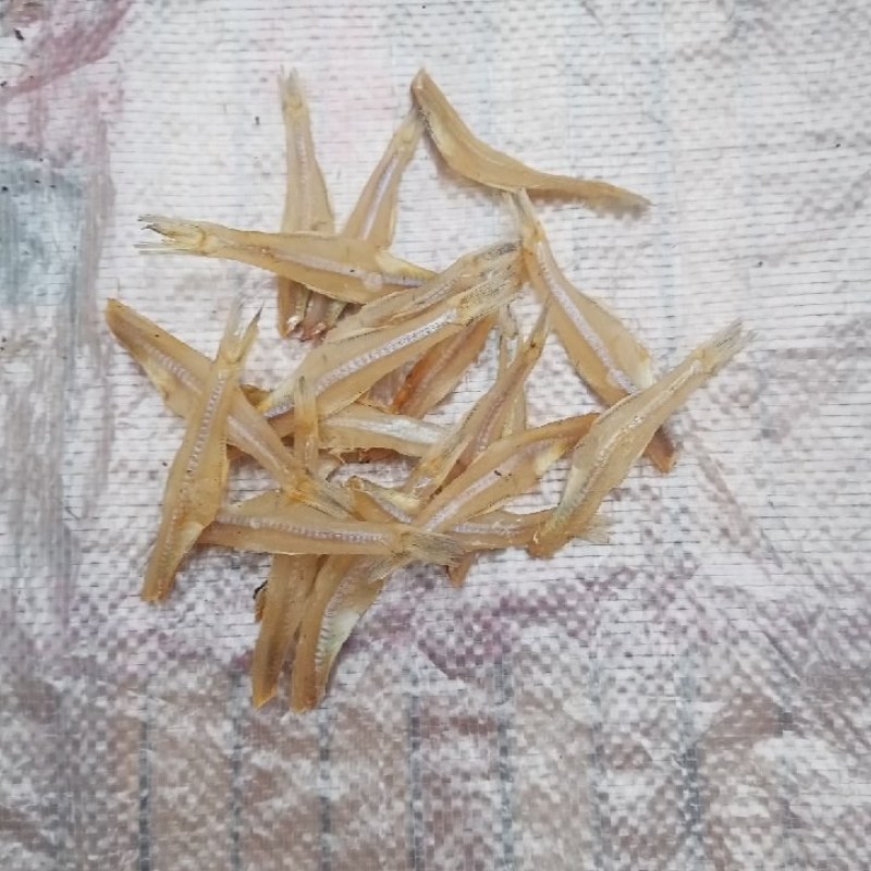 纯手工加工小鱼干
