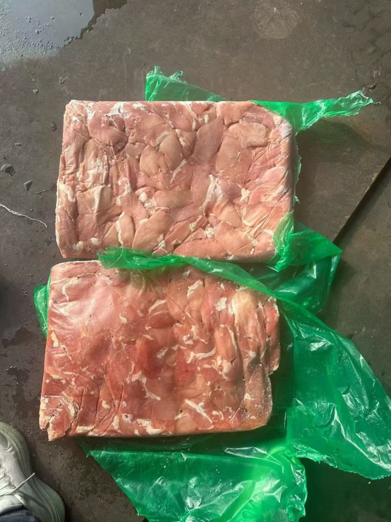 板冻去皮鸭胸，物美价廉，物超所值