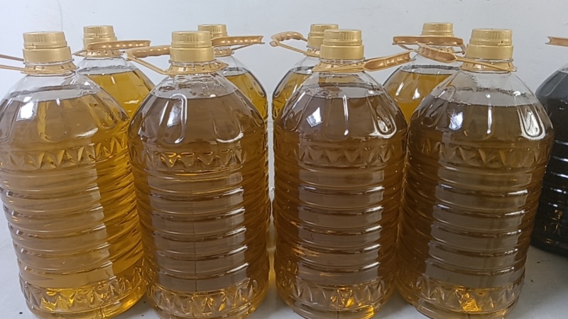葵花油，菜籽油长年供应