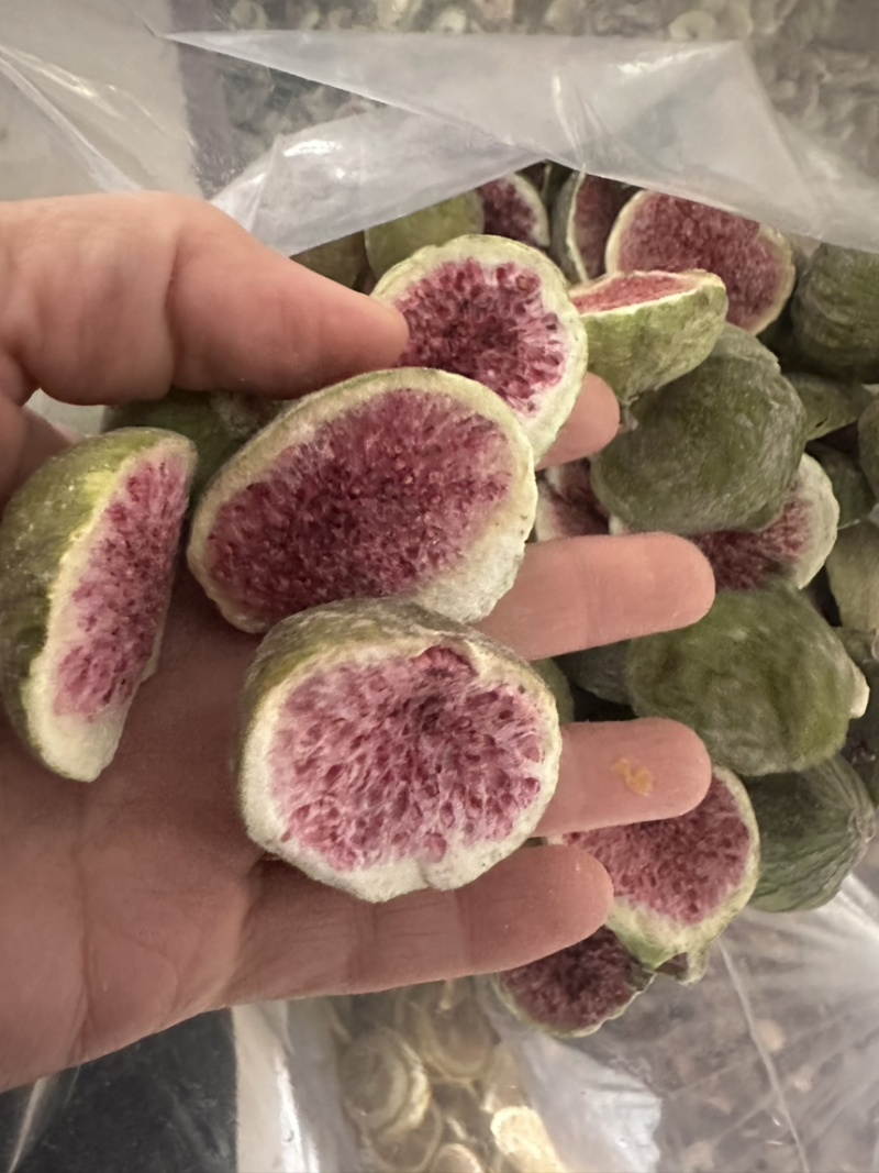 无花果干实物拍摄无糖无硫黄放心食用冻干无花果