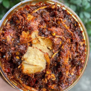正宗佤味豆腐、特辣特别香**吃的豆腐！