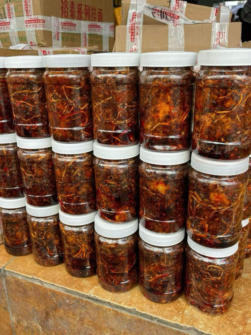正宗佤味豆腐、特辣特别香**吃的豆腐！