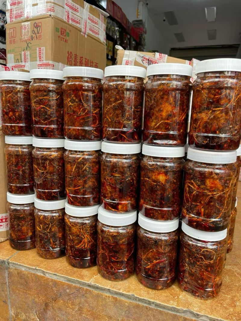 正宗佤味豆腐、特辣特别香**吃的豆腐！