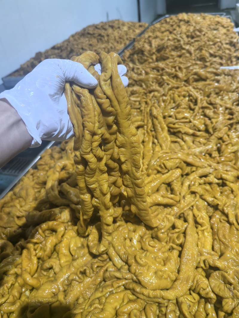 【卤肥肠去油90%，不腥不腻的卤肥肠】