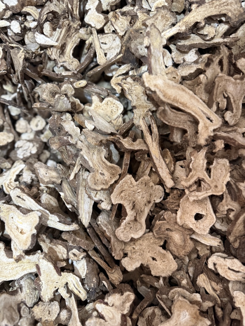 白术生片产地直发，自己种植，精选好品，保质保量，速来订购