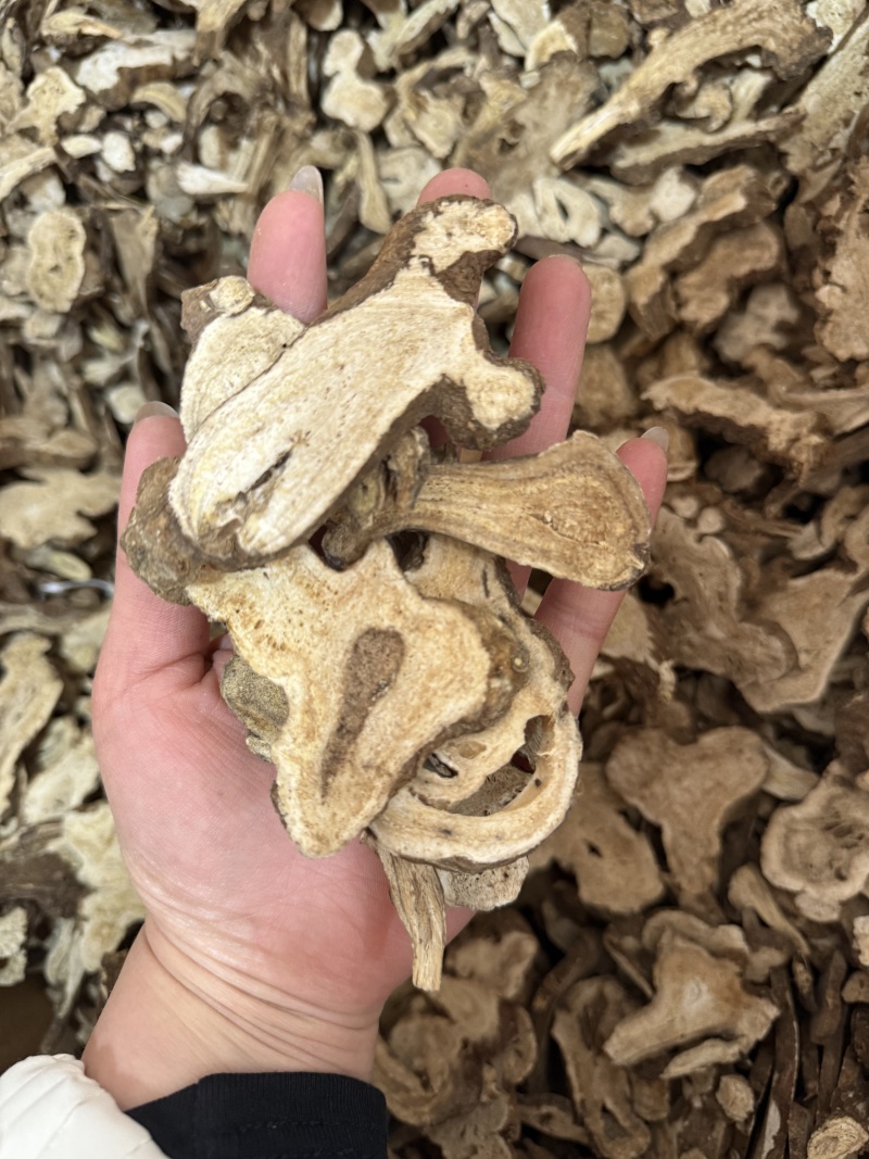 白术生片产地直发，自己种植，精选好品，保质保量，速来订购